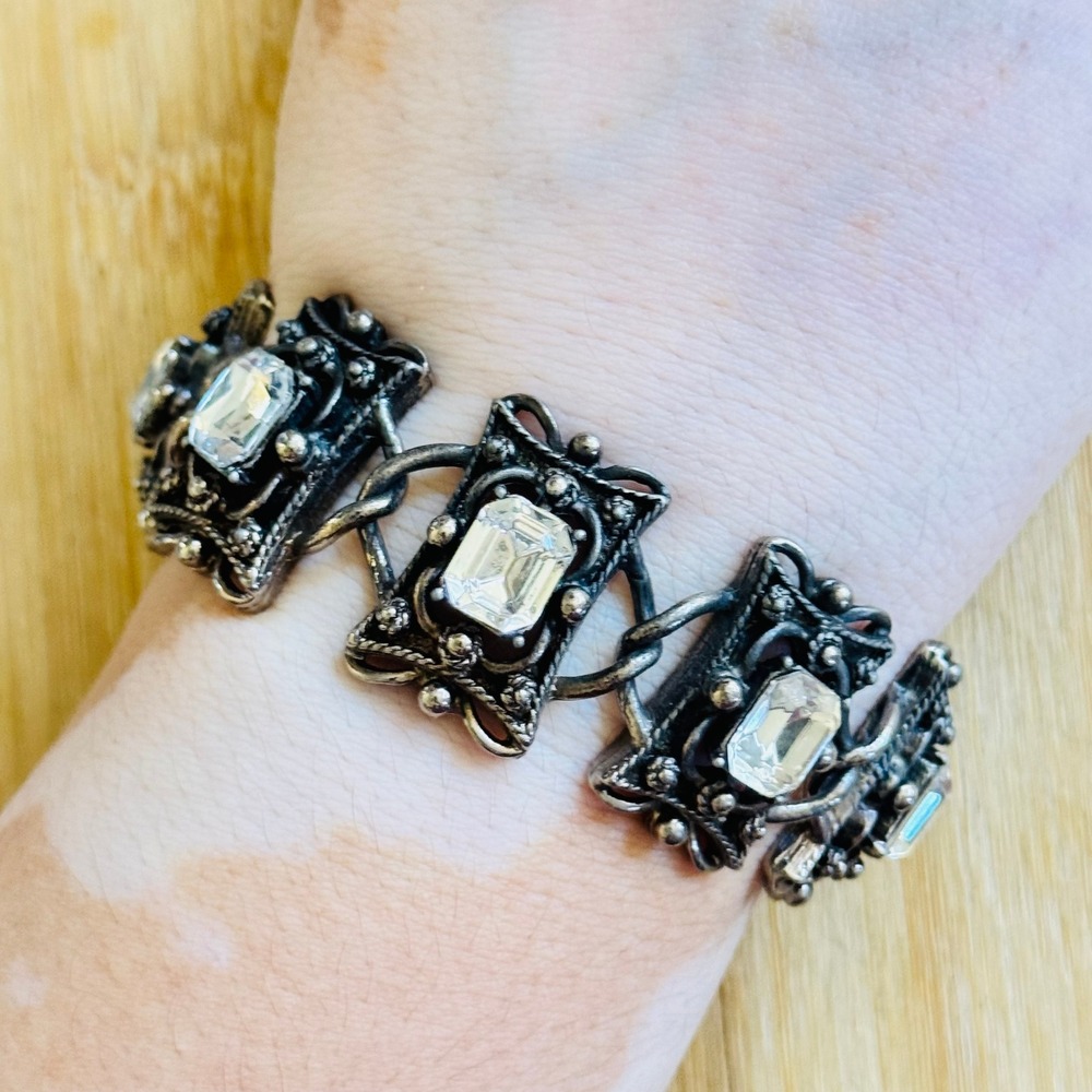 VTG Victorian Goth Style Link Bracelet Rhinestone Statement Gilt Metal Chunky 7"